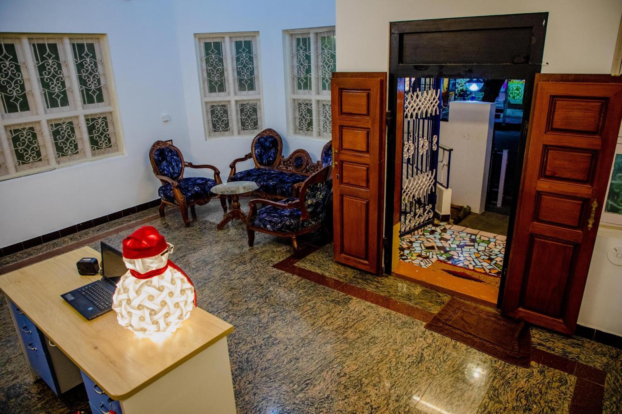 Maison Blanche Near Rock Beach بونديتْشيري المظهر الخارجي الصورة