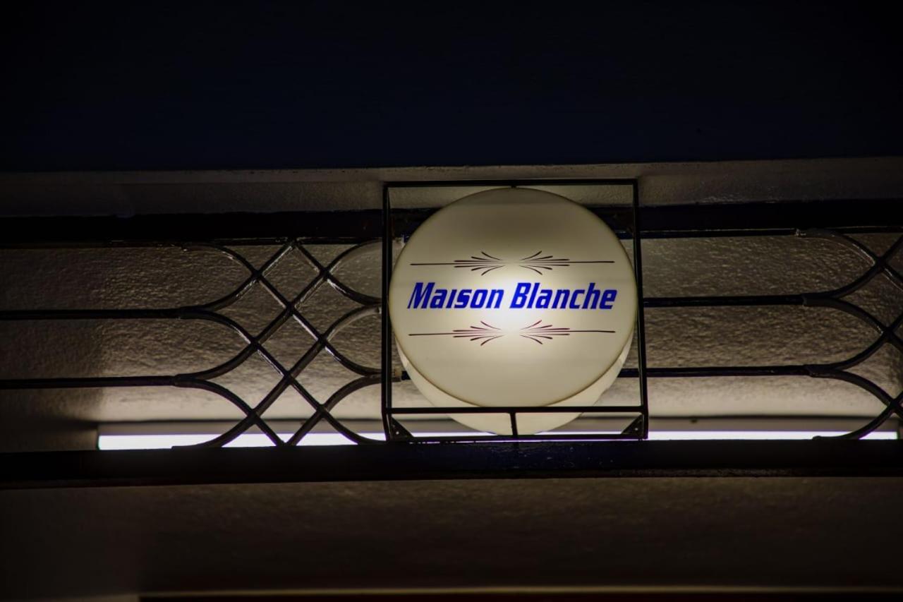 Maison Blanche Near Rock Beach بونديتْشيري المظهر الخارجي الصورة