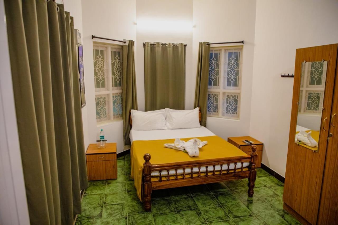 Maison Blanche Near Rock Beach بونديتْشيري المظهر الخارجي الصورة